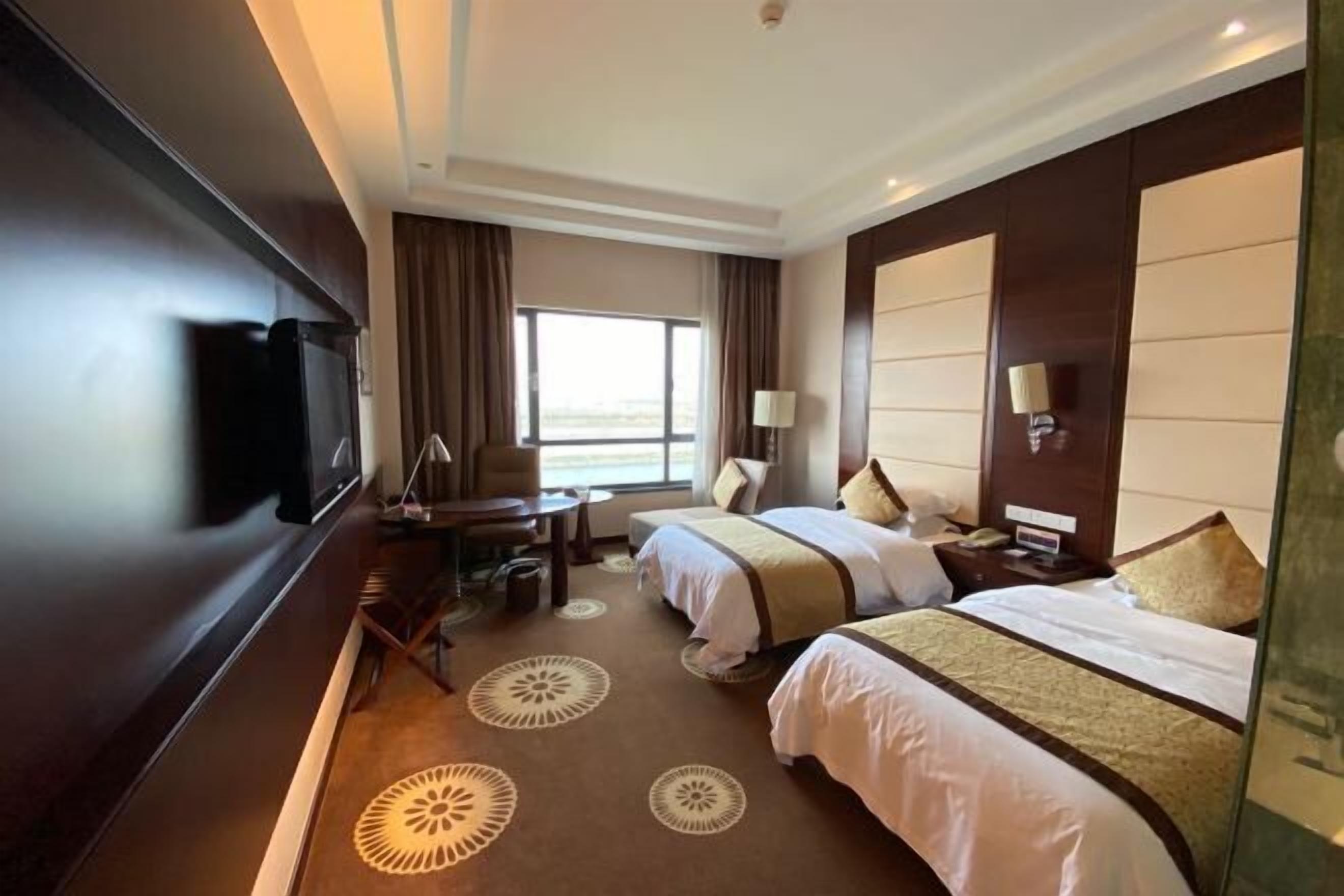 In-room safe, desk, iron/ironing board, free wired internet