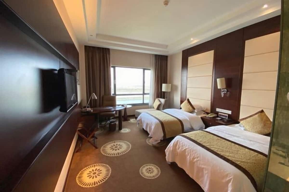In-room safe, desk, iron/ironing board, free wired Internet