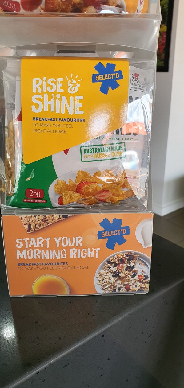 A packaged food item labeled "Rise & Shine" with a serving suggestion of 25g.