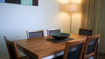Two Bedroom Executive Apartment | In-room dining