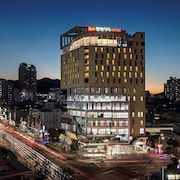 부산 동백섬 근처 호텔, 인기 숙소 예약 | 익스피디아 부산 동백섬 근처 호텔, 인기 숙소 예약 | 익스피디아