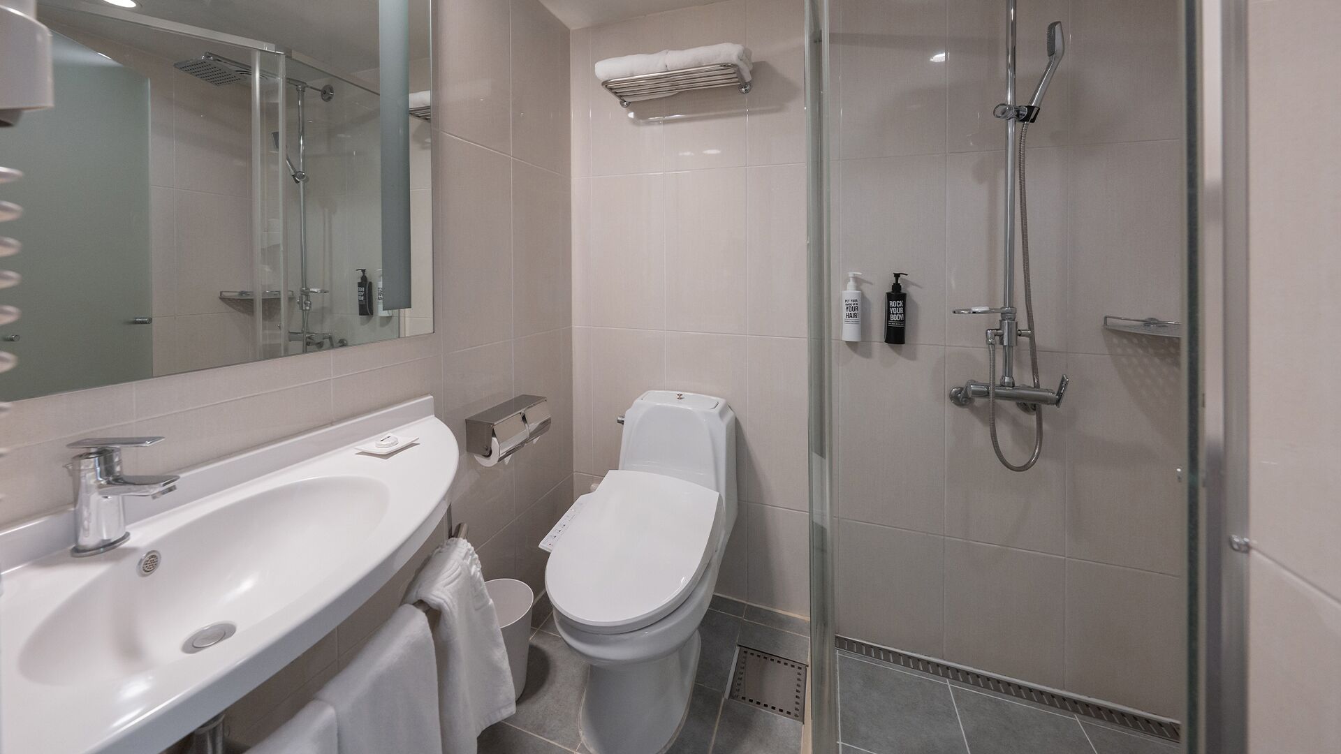 Photo - ibis Ambassador Busan City Centre