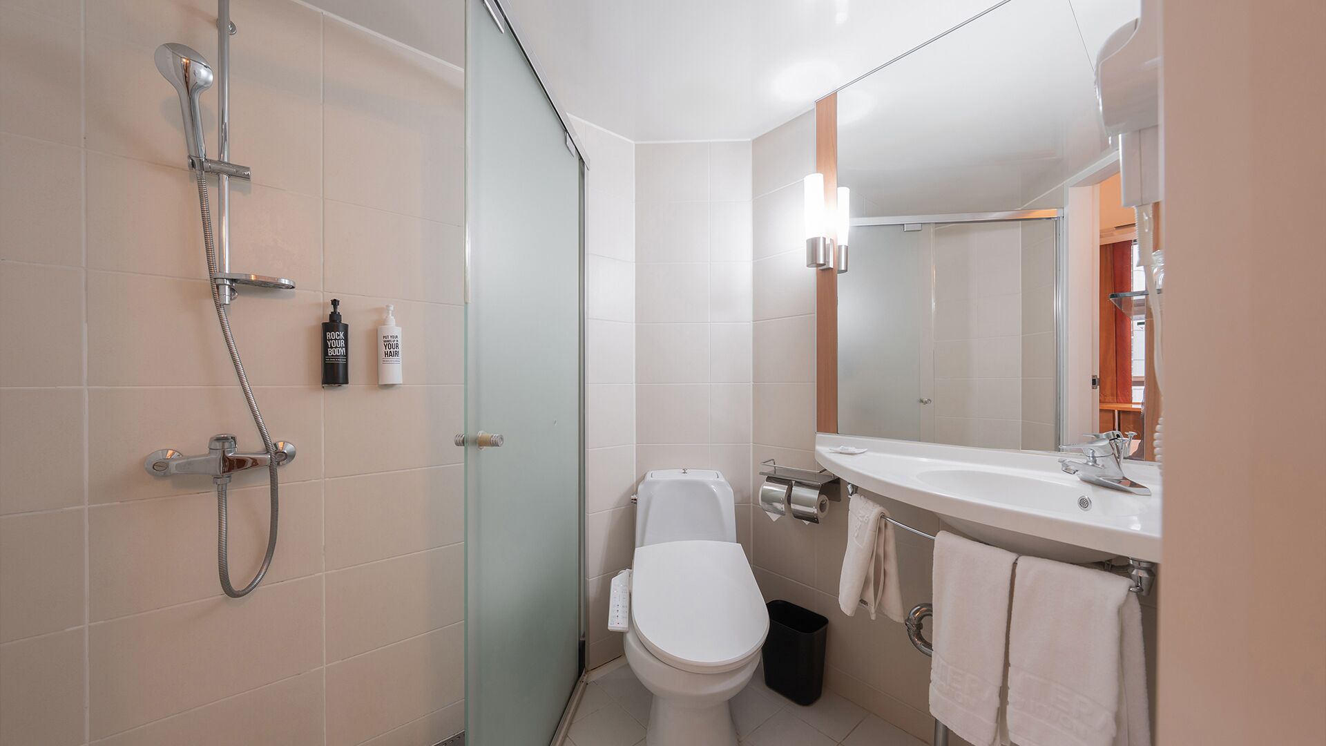 Photo - ibis Ambassador Busan City Centre