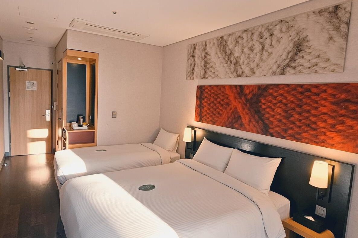 In-room safe, desk, laptop workspace, blackout drapes