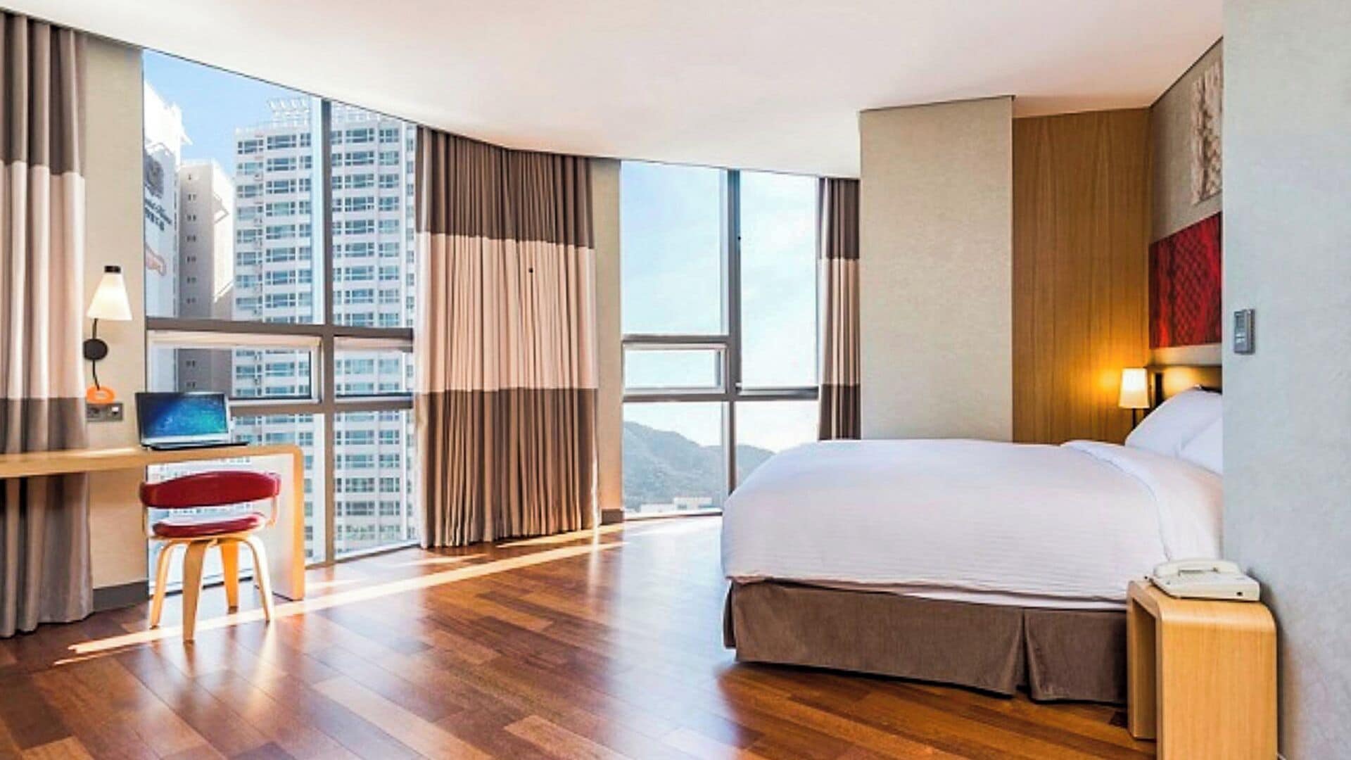 Deluxe Double Room | In-room safe, desk, laptop workspace, blackout drapes