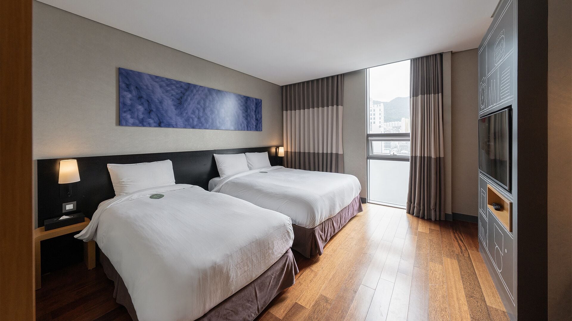 In-room safe, desk, laptop workspace, blackout drapes
