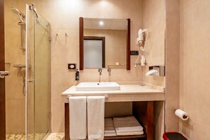 Ducha y cabezal de ducha con hidromasaje
