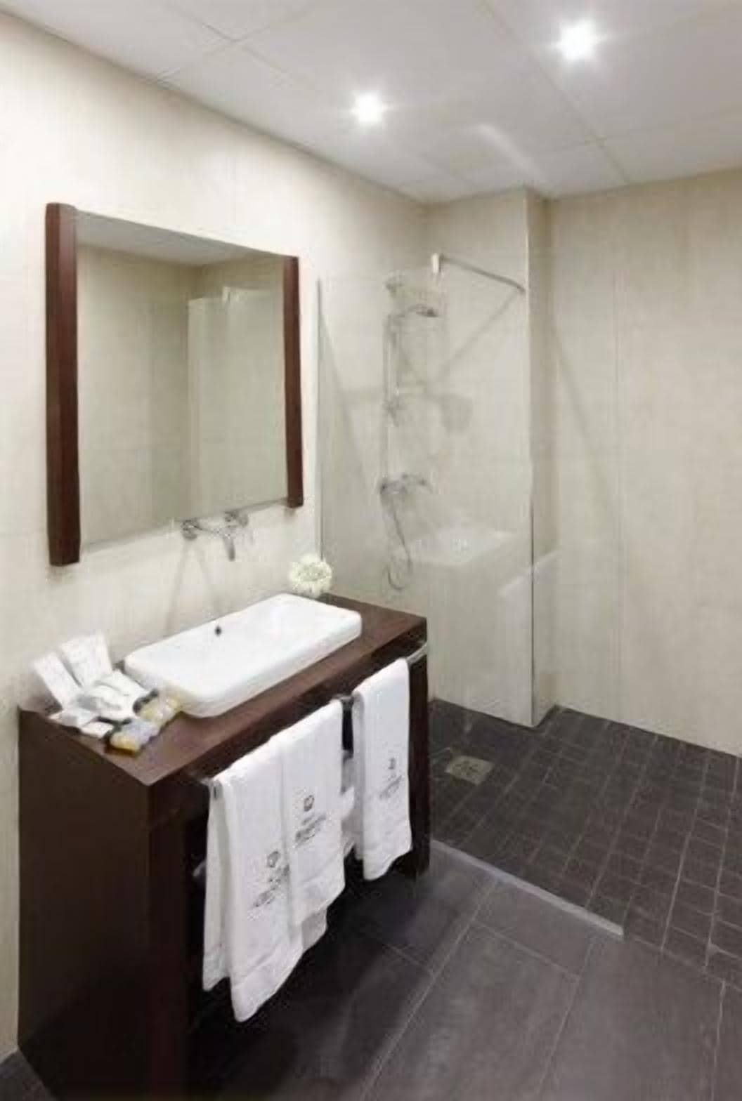 Photo - Hotel Granda