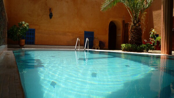 Outdoor pool - Riad Timadrouine (Ouaklim)