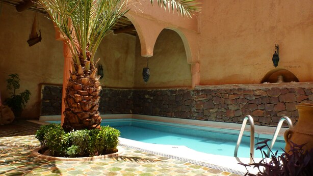 Outdoor pool - Riad Timadrouine (Ouaklim)