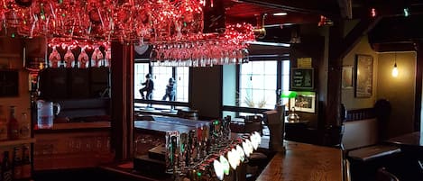 Bar (en la propiedad)