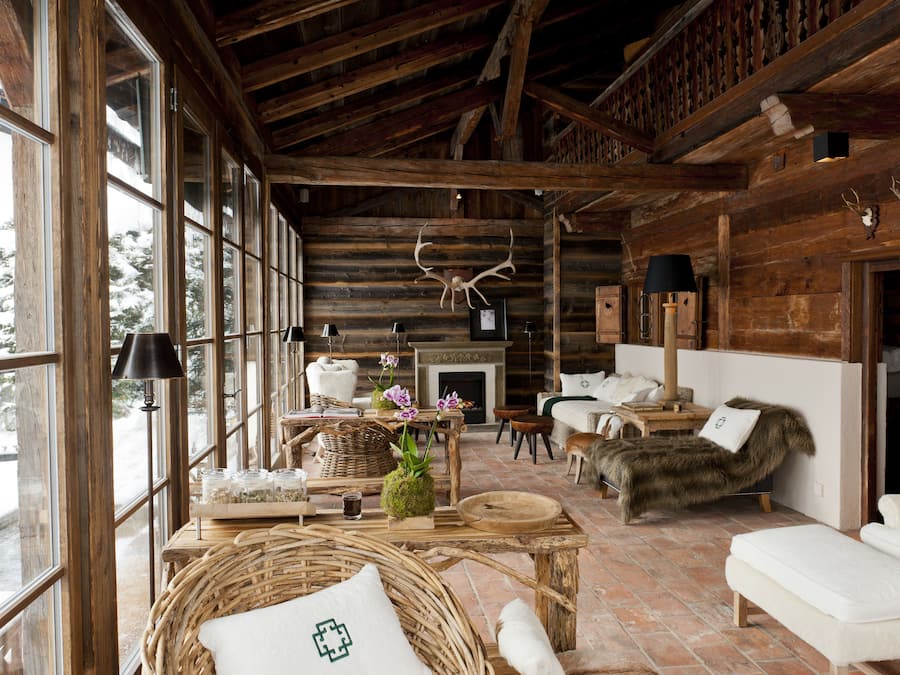 Een sauna, een bubbelbad, een stoombad, lichaamsbehandelingen