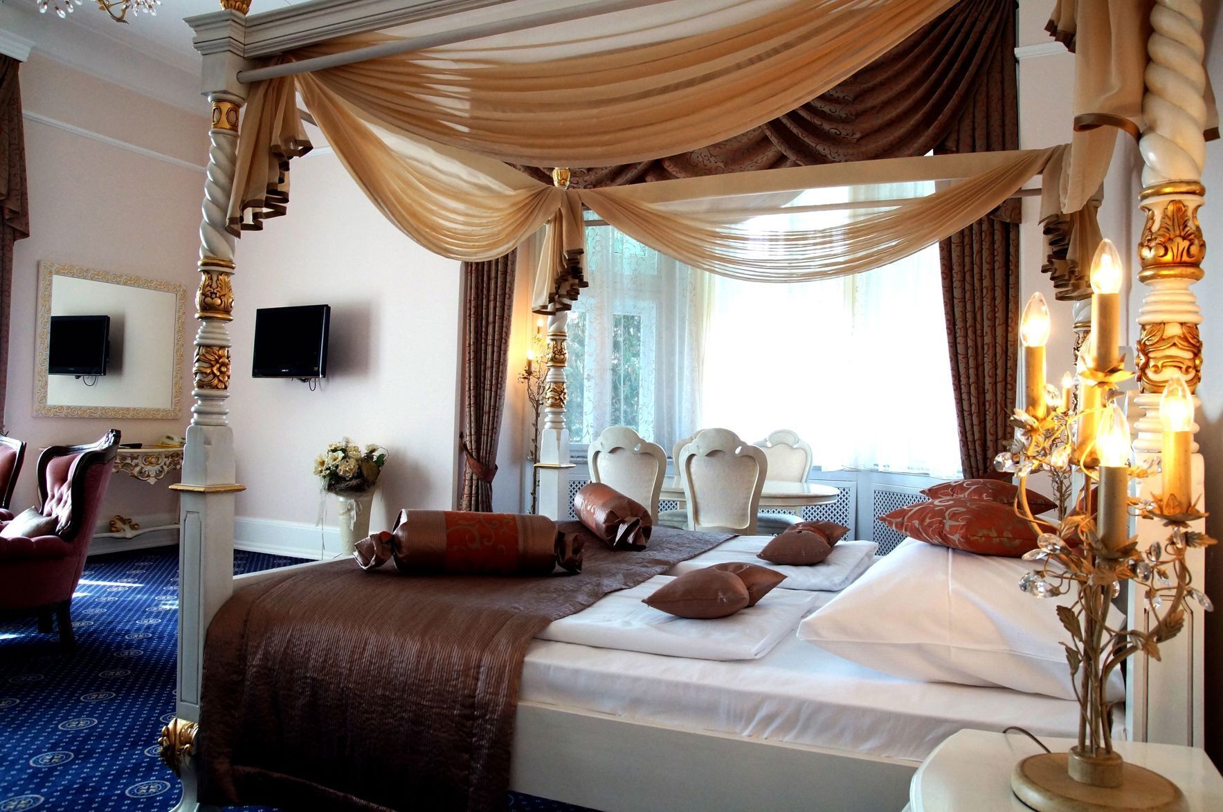 Premium bedding, free WiFi, bed sheets