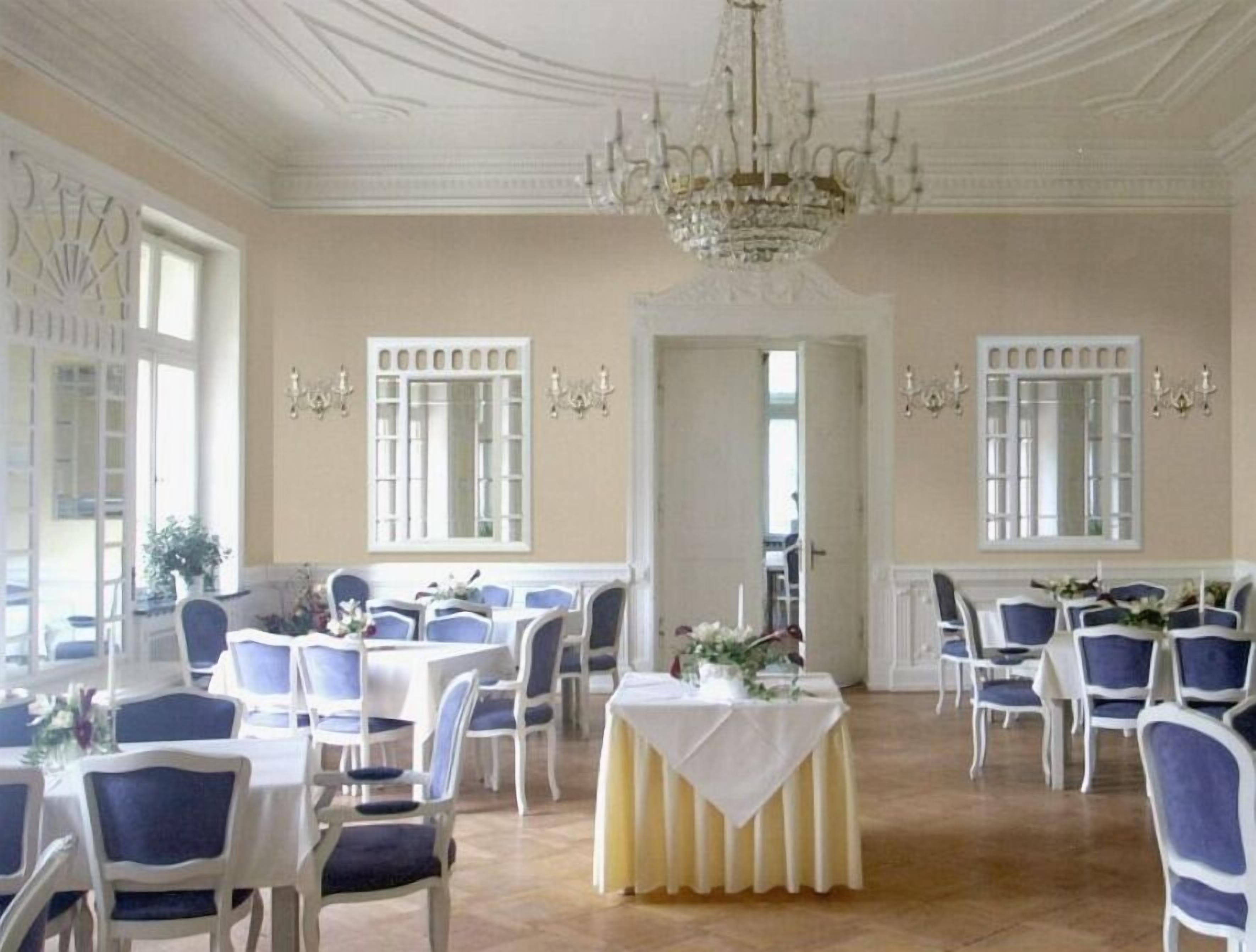 breakfast and dinner served, local and international cuisine