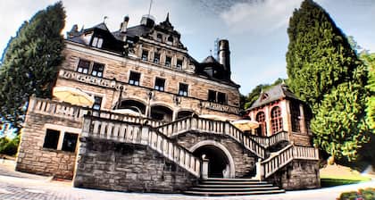 Schloss Hotel Wolfsbrunnen