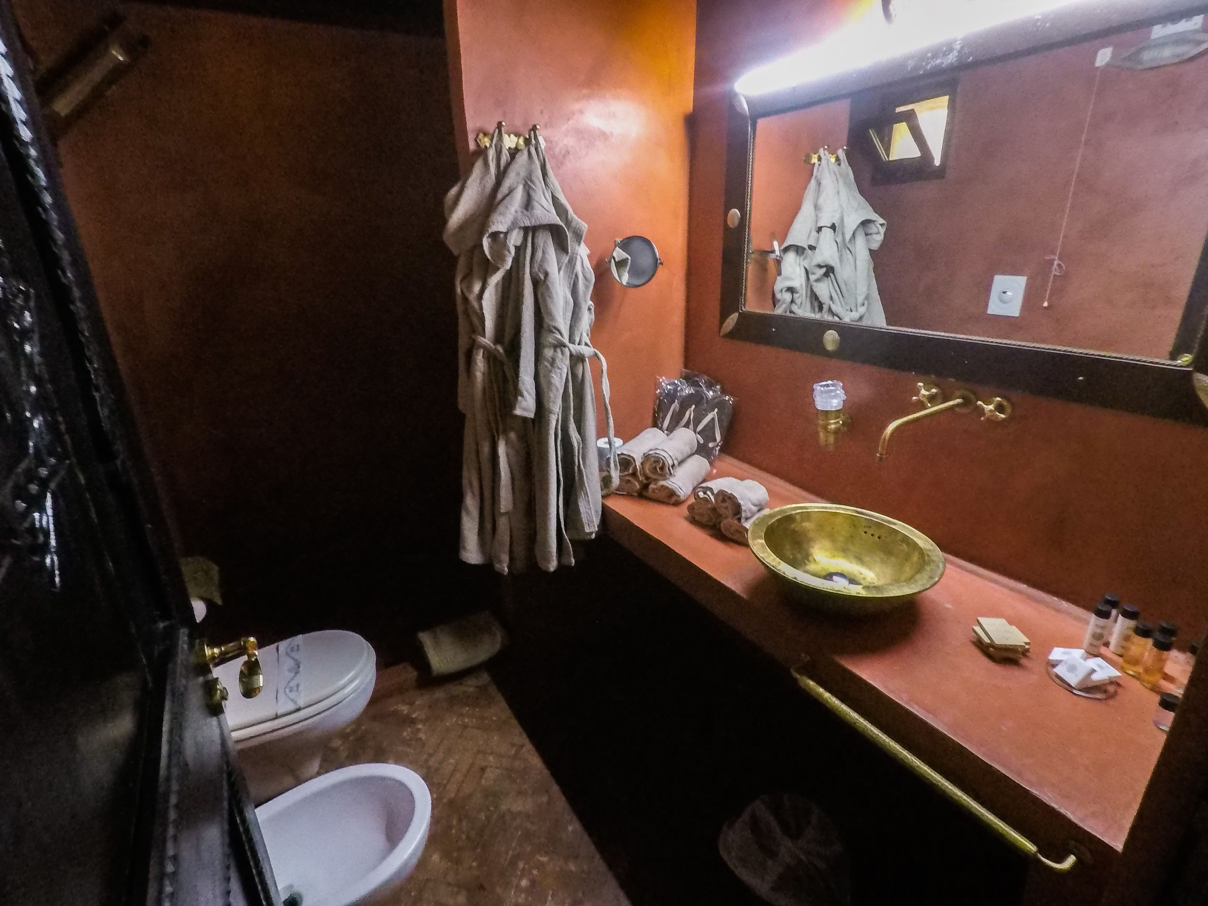 superior room, mezzanine | bathroom | shower, rainfall showerhead, free toiletries, hair dryer