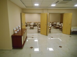 Se sirven desayunos, almuerzos y cenas