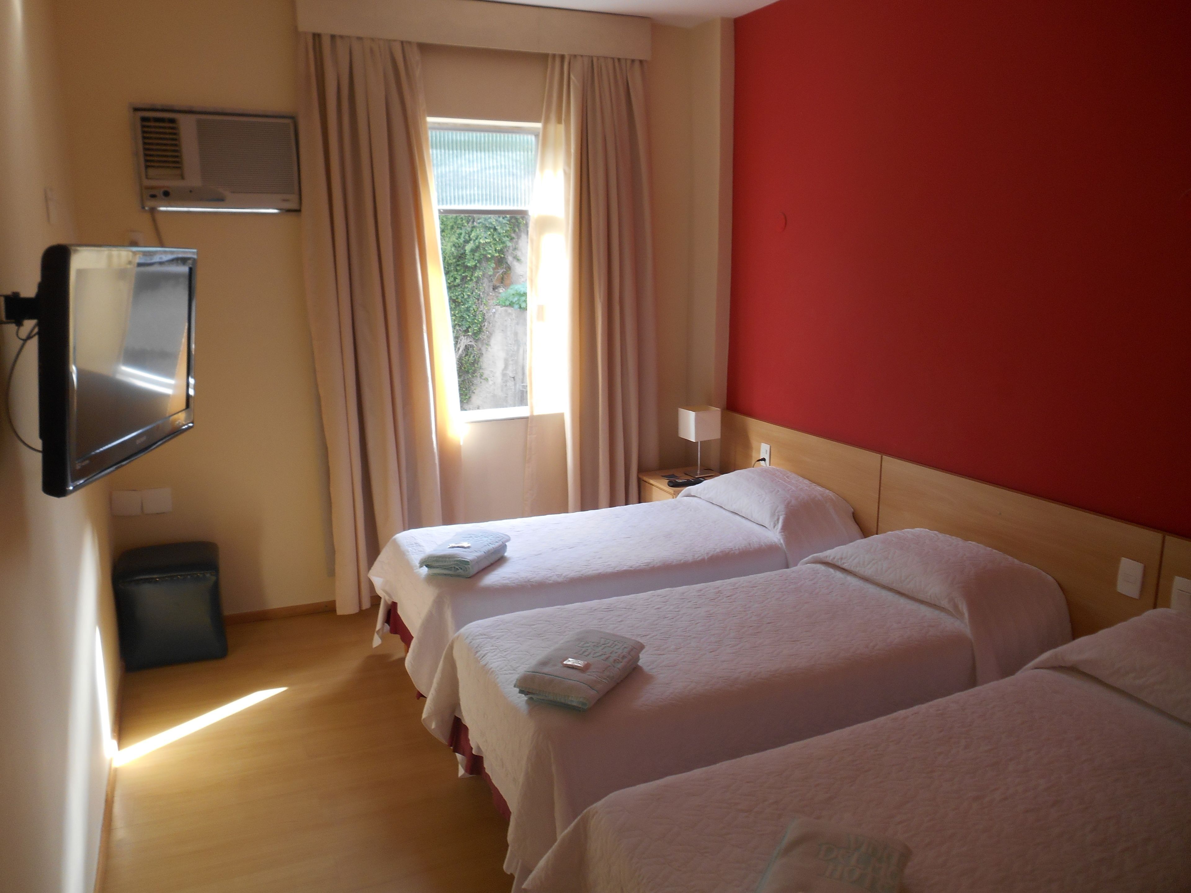 Minibar, in-room safe, desk, free WiFi