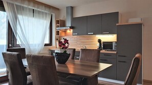 Superior Apartment | 1 bilik tidur, dilengkapkan perabot secara berasingan, Wi-fi percuma 