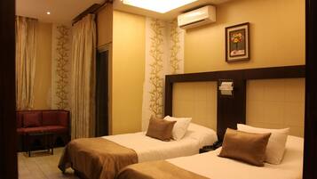 Luxury Suite | Minibar, in-room safe, free WiFi