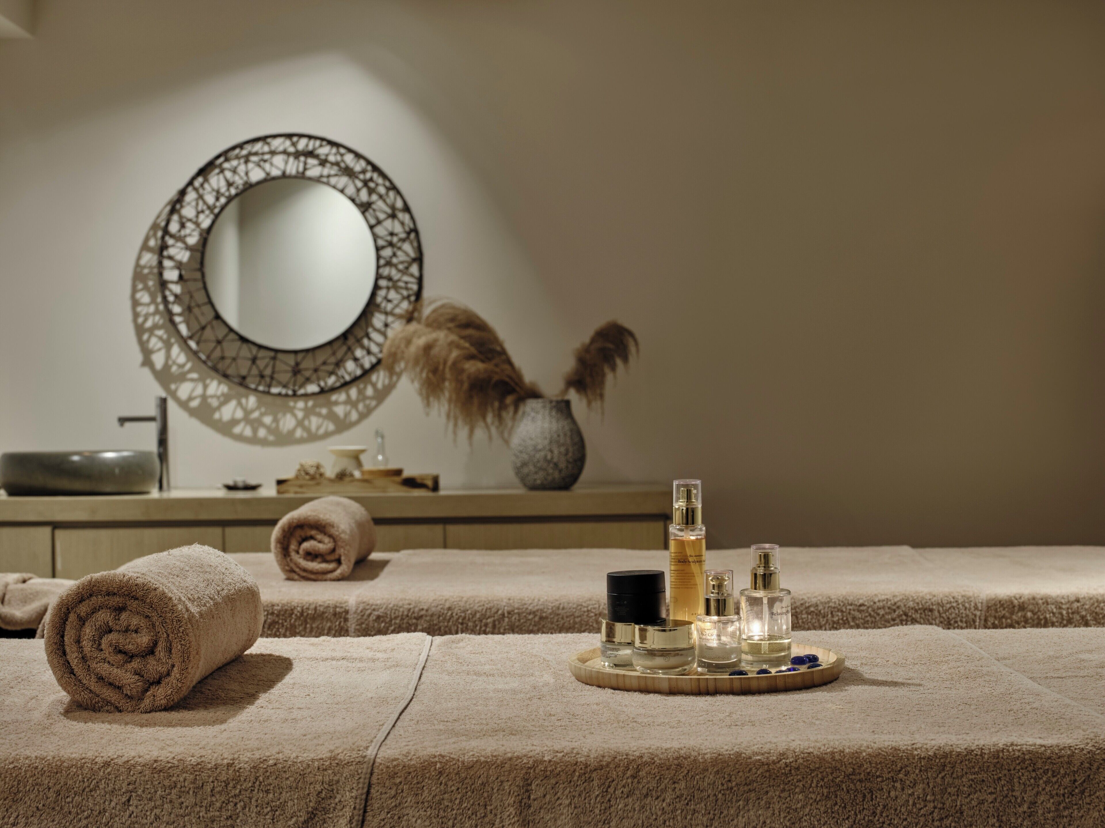 Sauna, baño de vapor, tratamientos corporales y tratamientos faciales 