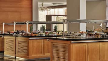 Free daily buffet breakfast