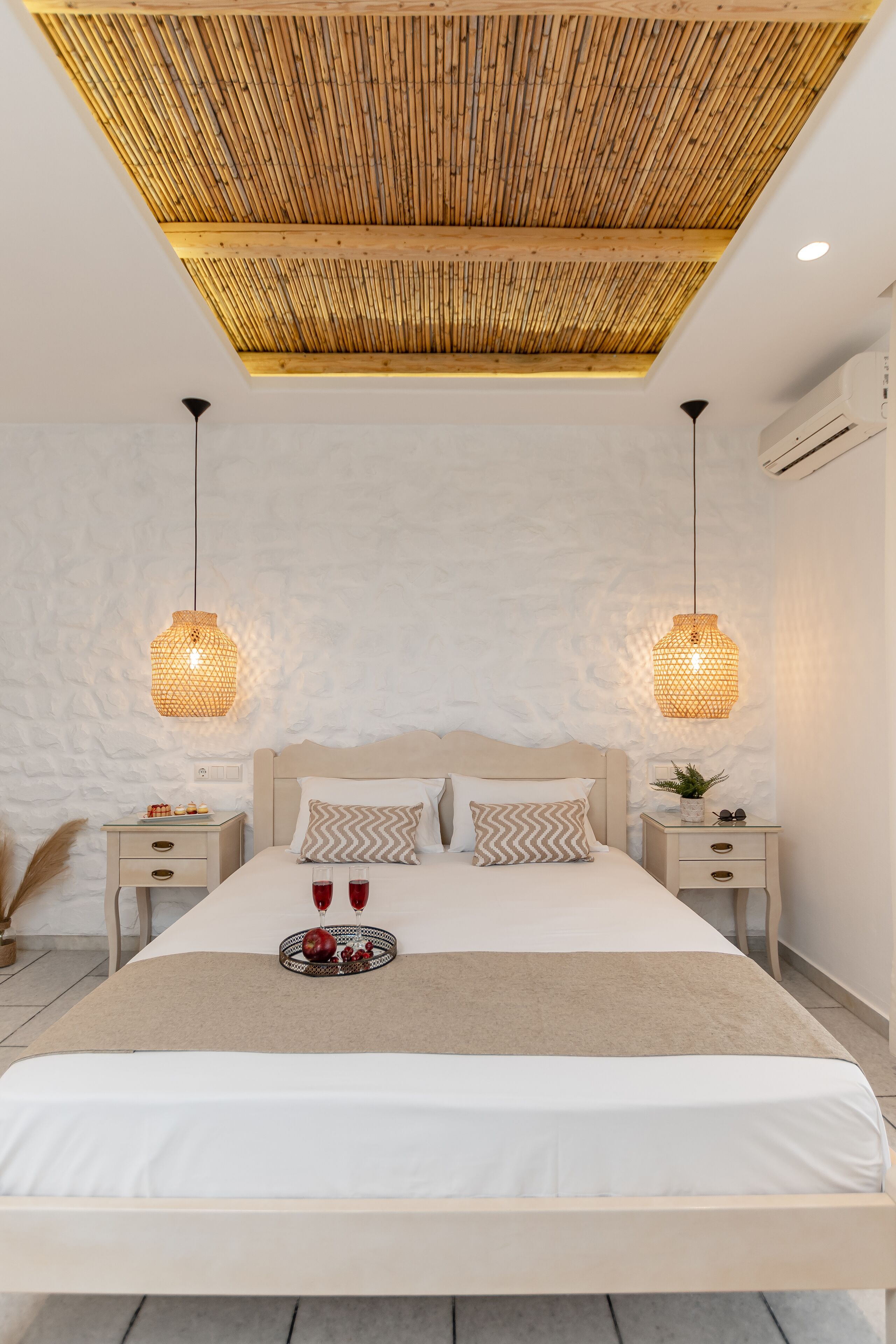 Superior Studio | In-room safe, free WiFi, bed sheets