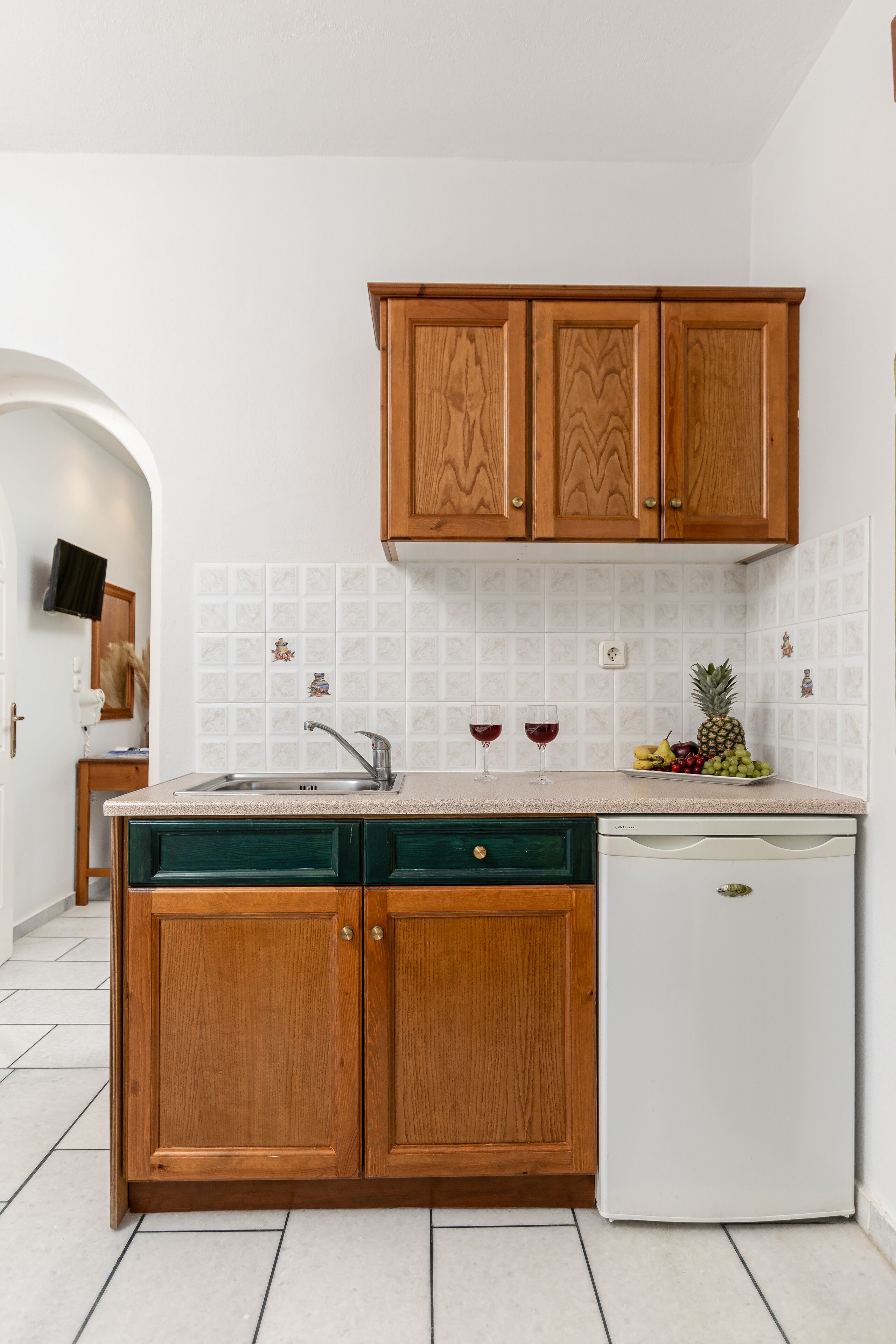 studio | in-room safe, free wifi, bed sheets