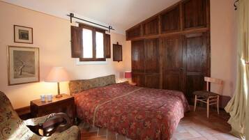 Apartamento, 2 habitaciones | Wifi gratis y ropa de cama