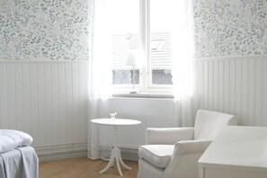 Trang trí khác biệt, trang bị nội thất với thiết kế riêng biệt 