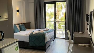 Estúdio standard | Roupas de cama premium, camas com colchões pillow-top, frigobar