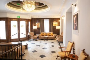 Interior - Hotel Diplomat (Tbilisi)