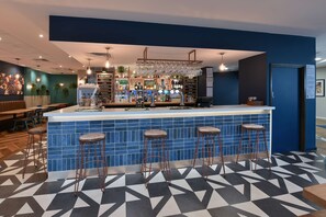 Bar (on property) - Travelodge Manchester Upper Brook Street (Manchester)