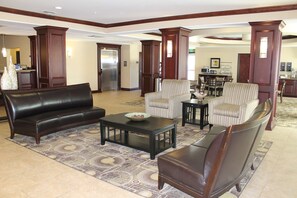 Lobby - Best Western Plus Chalmette Hotel (Chalmette)