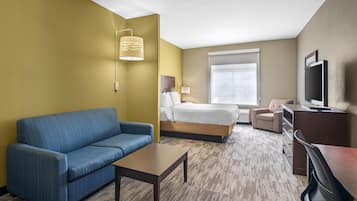 Suite, 1 King Bed, Non Smoking, Refrigerator & Microwave (with Sofabed) | In-room safe, desk, iron/ironing board, free cribs/infant beds