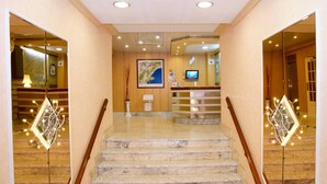 Unclassified image, 3 of 85, button - Hotel Tortosa Parc (Tortosa)