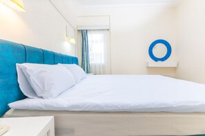  스탠다드 트리플룸 | 미니바, 객실 내 금고, 방음 설비, 무료 WiFi