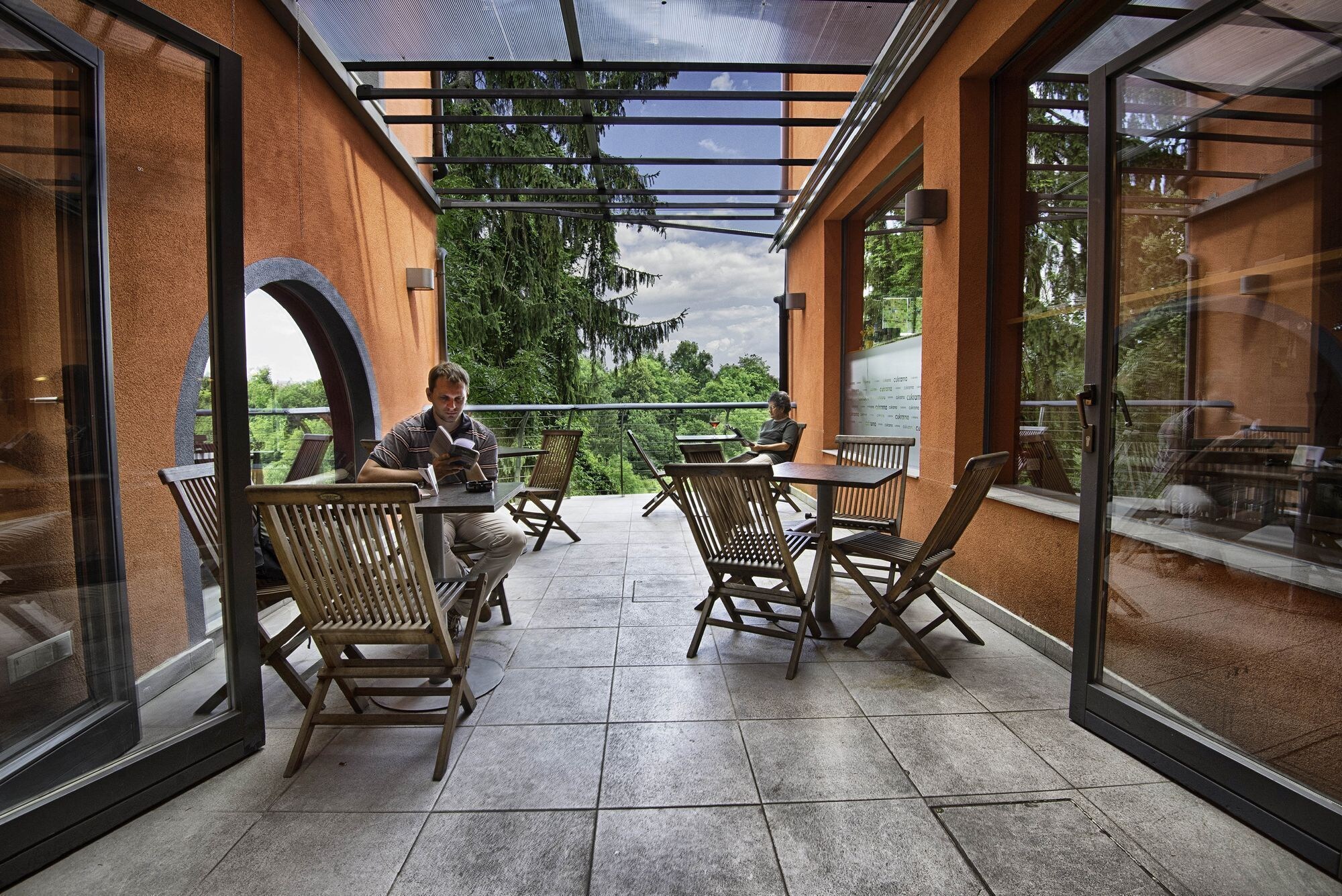 Hoteles de 2 estrellas