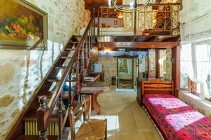 Afrodite House | 1 dormitorio, cortinas opacas, wifi gratis y ropa de cama