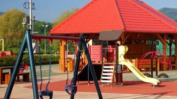Children's play area - outdoor
