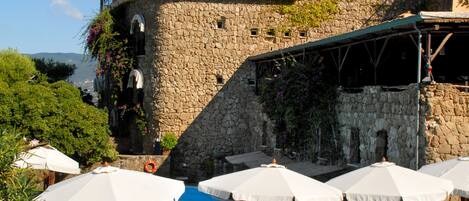 季節性室外游泳池