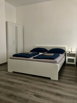 Standard Apartment, 2 Double Beds, City View