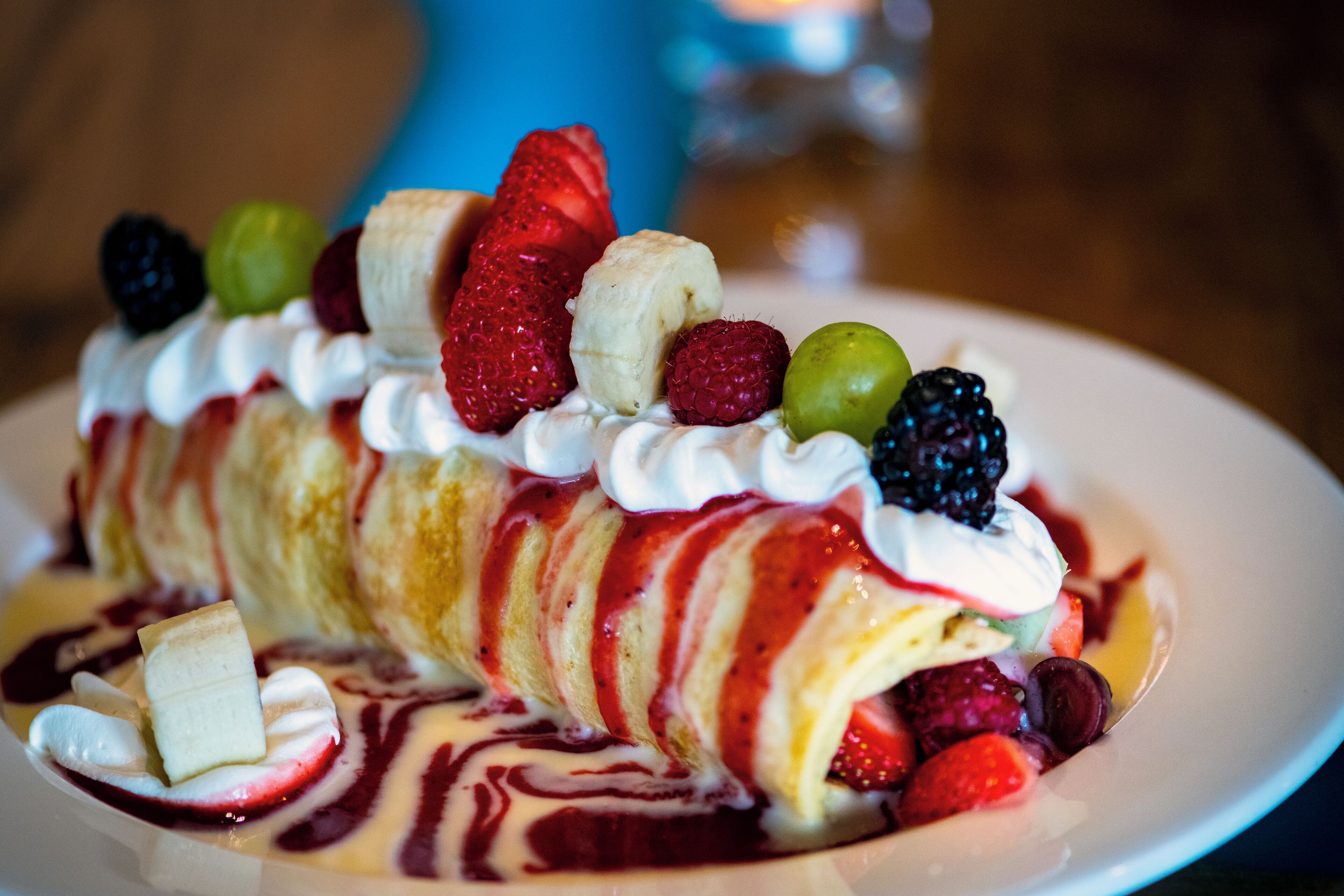 daily full breakfast (cad 10 per person)