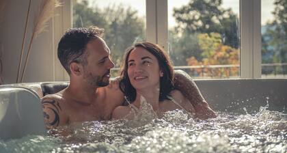 Logis Hôtel Restaurant Le Plantevin