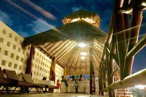 Outdoor wedding area - Hotel Cielo (Playa del Carmen)