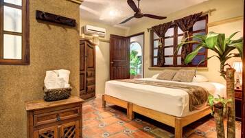 Room, 1 King Bed | In-room safe, desk, laptop workspace, iron/ironing board (on request)
