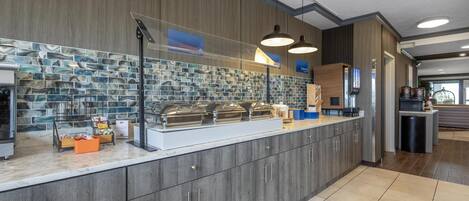 Petit déjeuner compris