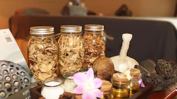 Tratamientos corporales, aromaterapia, masajes con piedras calientes