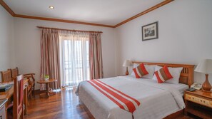 Minibar, in-room safe, desk, laptop workspace