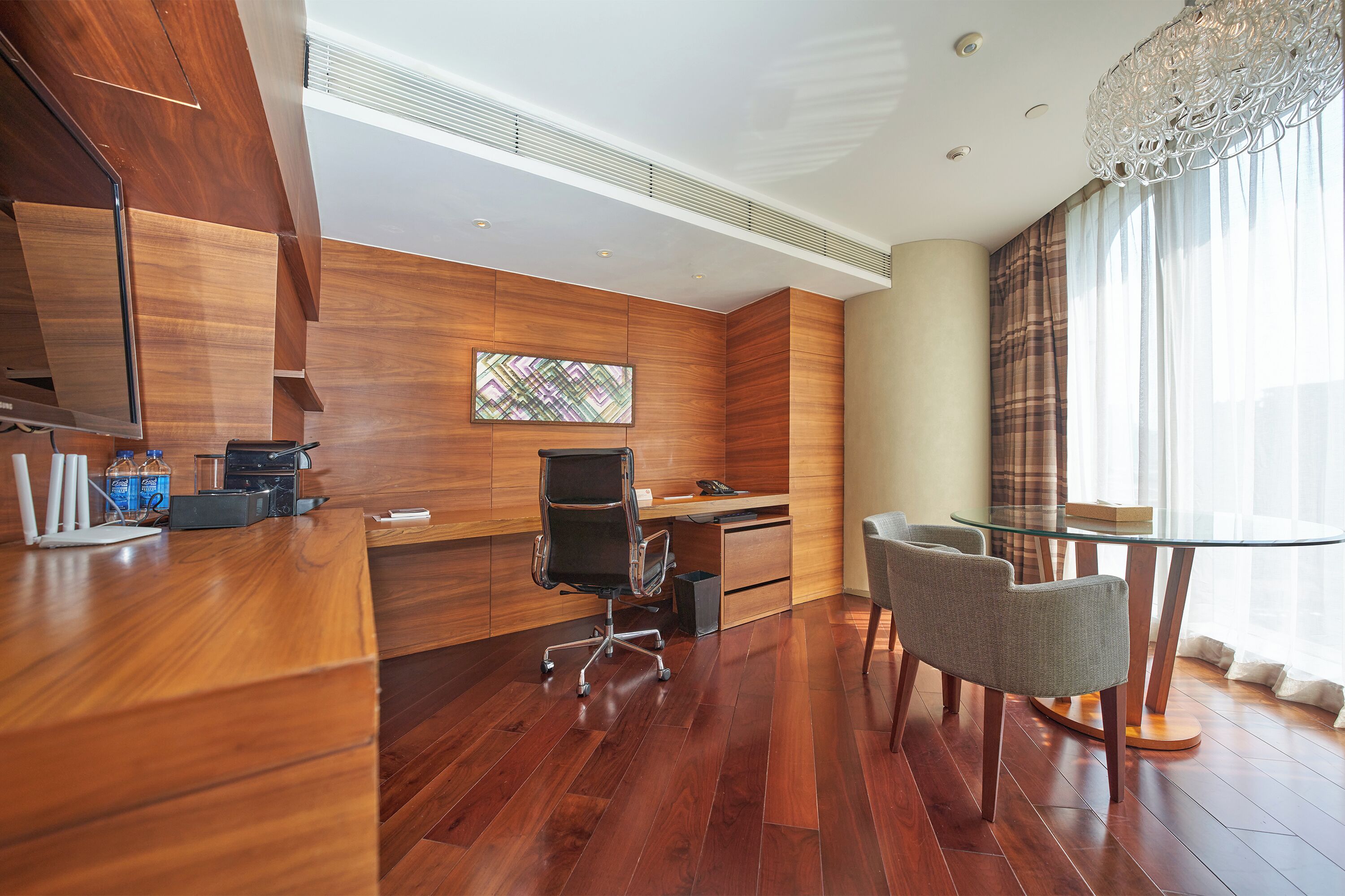 1 king bed deluxe | premium bedding, in-room safe, desk, soundproofing